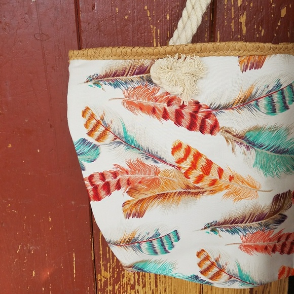 ☆Just In☆ Feather Tote🌞 - Picture 5 of 5